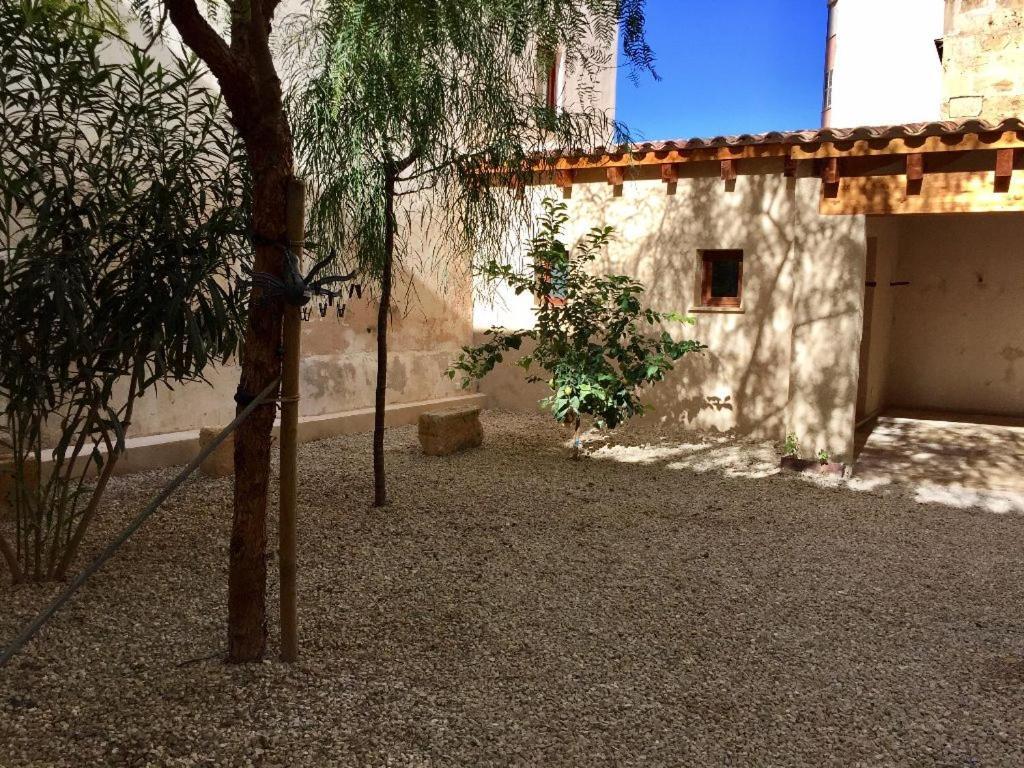 Holiday home Almahome *